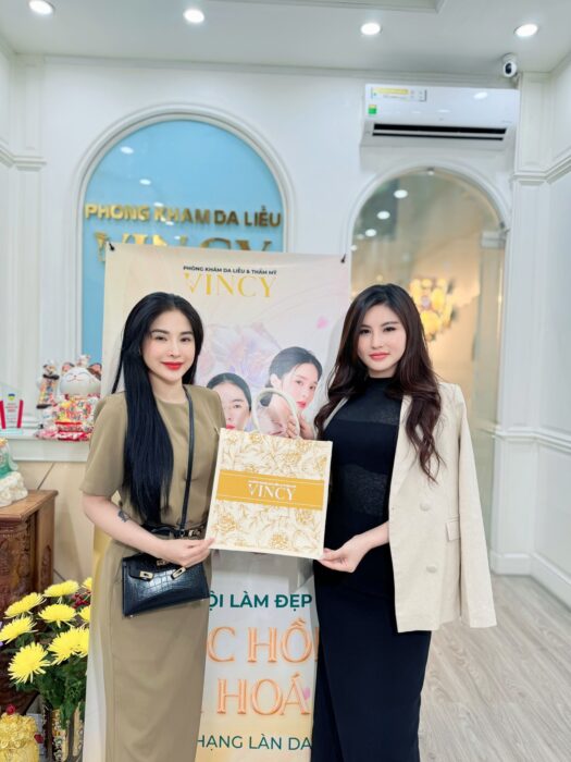 VINCY - 7 NĂM KIẾN TẠO VẺ ĐẸP VÀ SỰ TỰ TIN: HÀNH TRÌNH NÂNG TẦM NHAN SẮC VIỆT 8 Sự tin yêu của khách hàng là động lực để Vincy tiếp tục nỗ lực và hoàn thiện hơn.